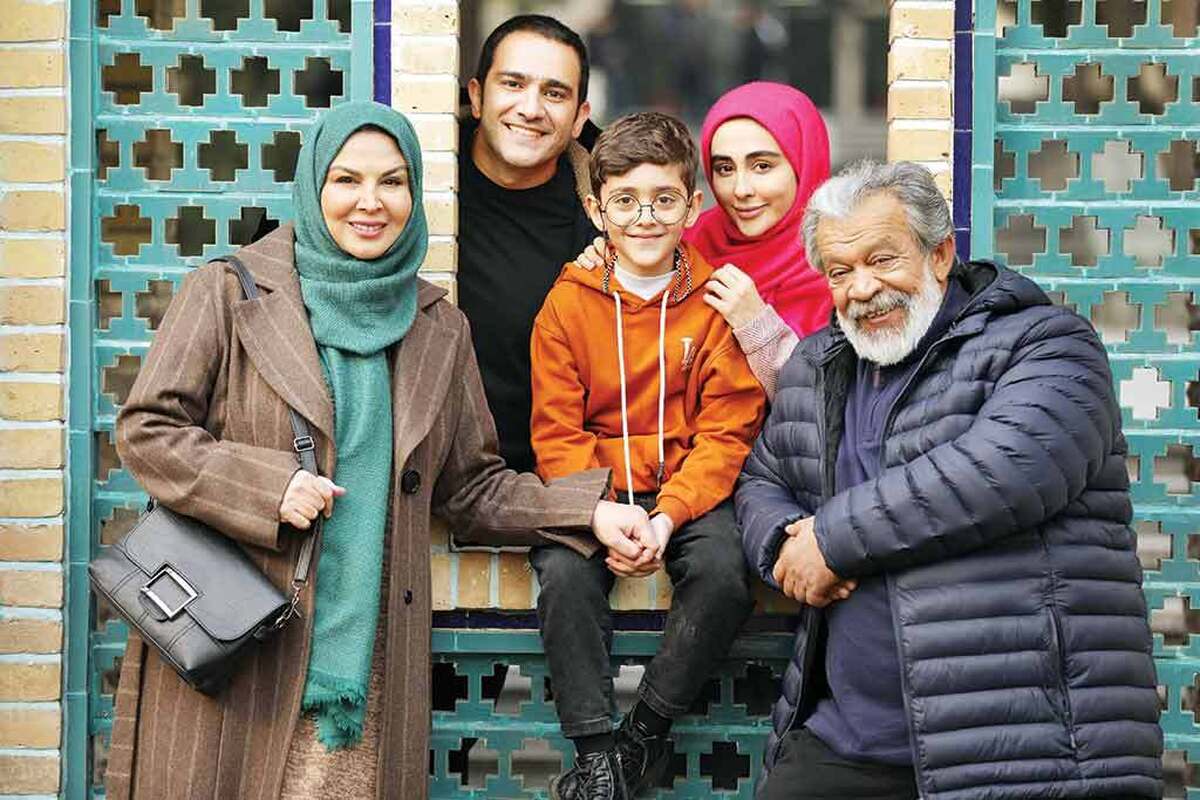 نشاط جامعه با طنز تلویزیونی