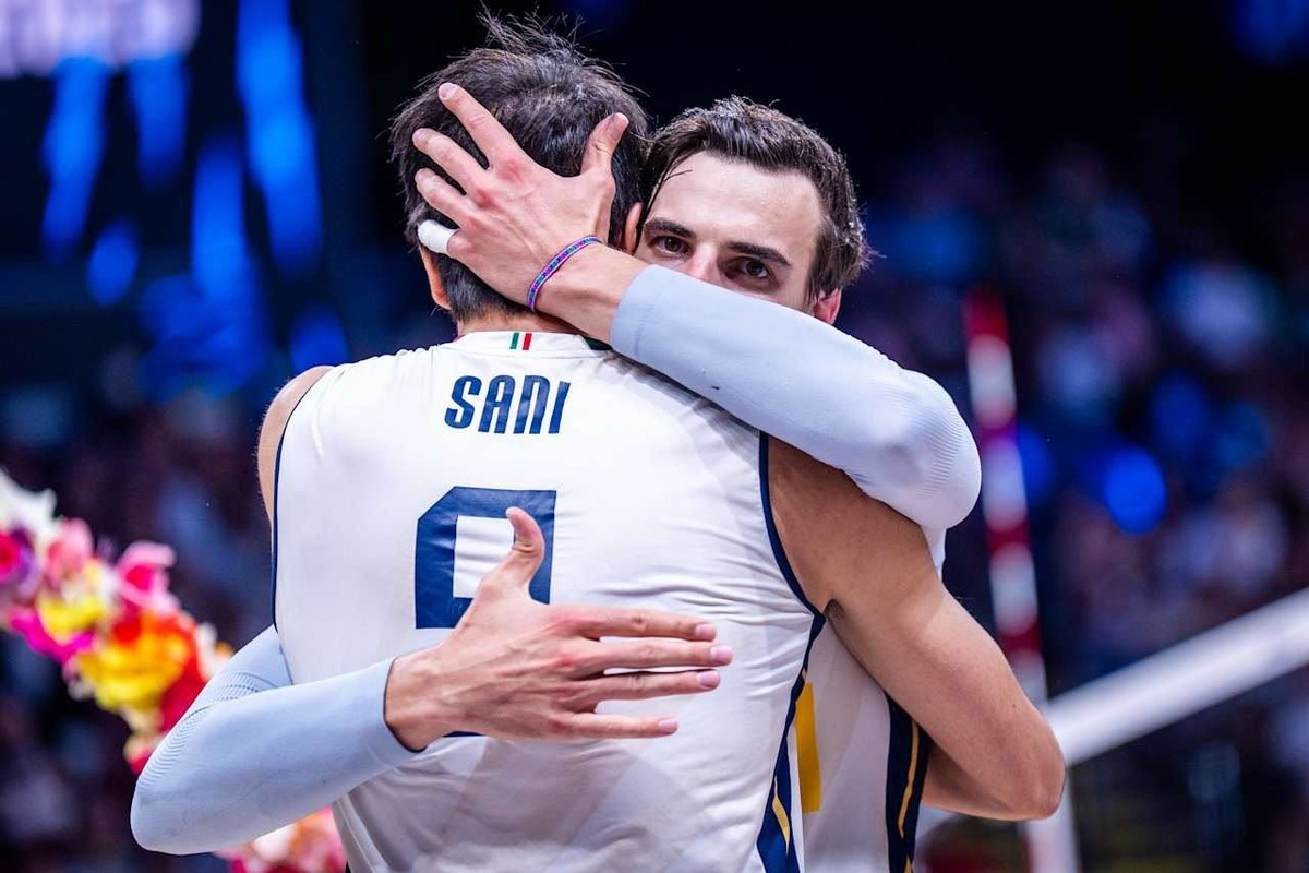 ایتالیا ٣- لهستان صفر | آتزوری حریف بلغارستان در فینال شد