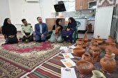 دایر شدن غرفه اختصاصی «مروارید دهواری» از صنعتگران برجسته سیستان وبلوچستان در تهران