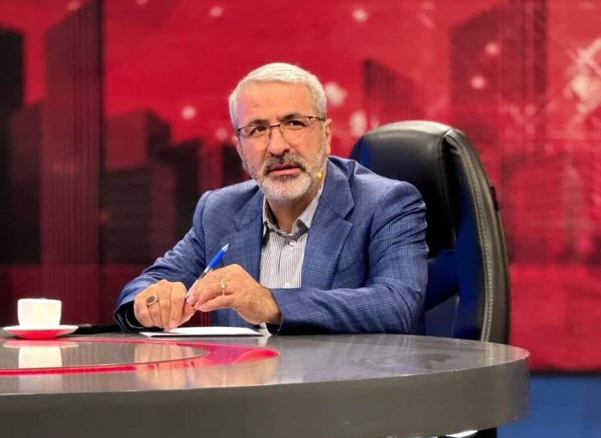 شهردار کرج با اشاره به اهمیت رشد جمعیت در شهر کرج و آغاز به کار فعالیت ۵۰۰ دستگاه تاکسی برقی در شهر کرج گفت: بیش از یک هزار فرصت سرمایه گذاری در شهر کرج احصاء شده است.