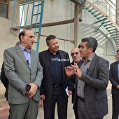 بررسی چالش‌های صادرات قیر آذربایجان شرقی در بازدید مدیرکل گمرک استان از پالایش ایمن راه