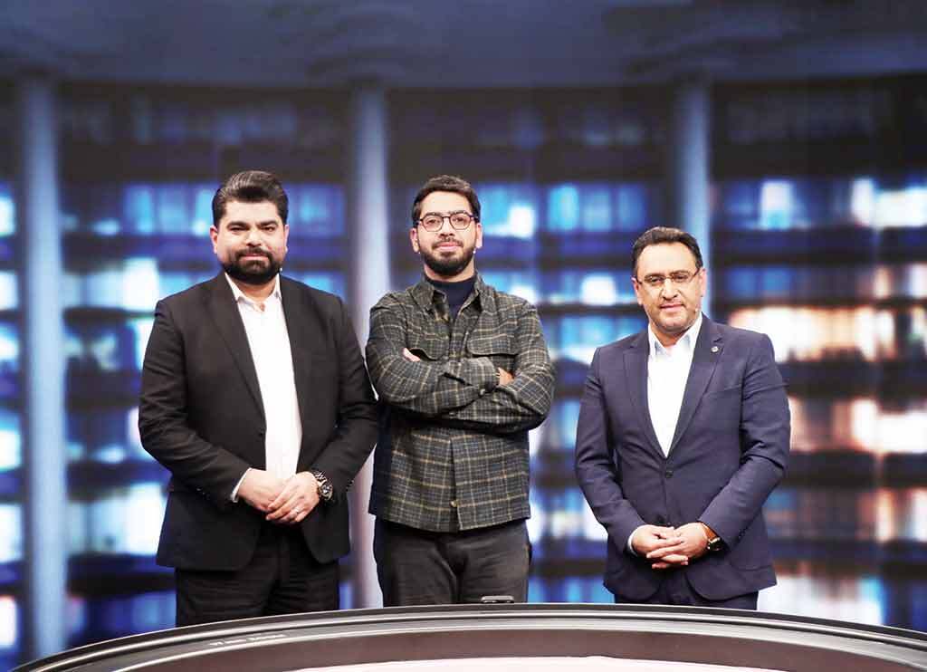 رسانه بیطرف شوخی است