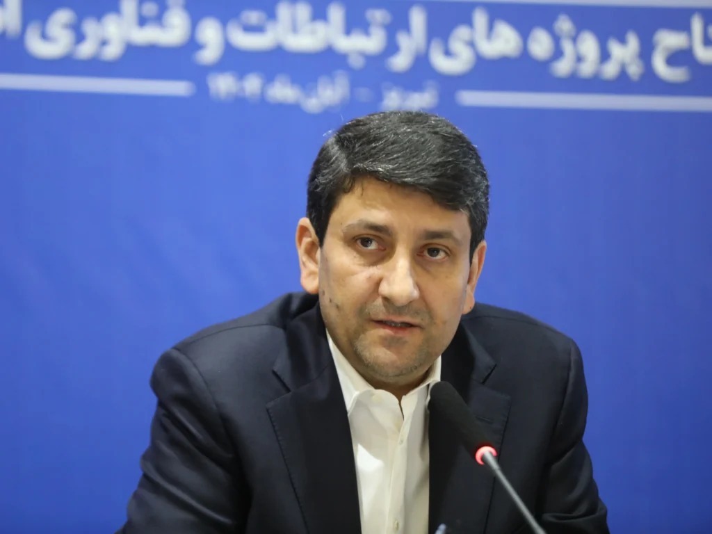 سایت ۵G ایرانسل در تبریز با سرعت ۳.۷۴۹ مگابیت بر ثانیه افتتاح شد