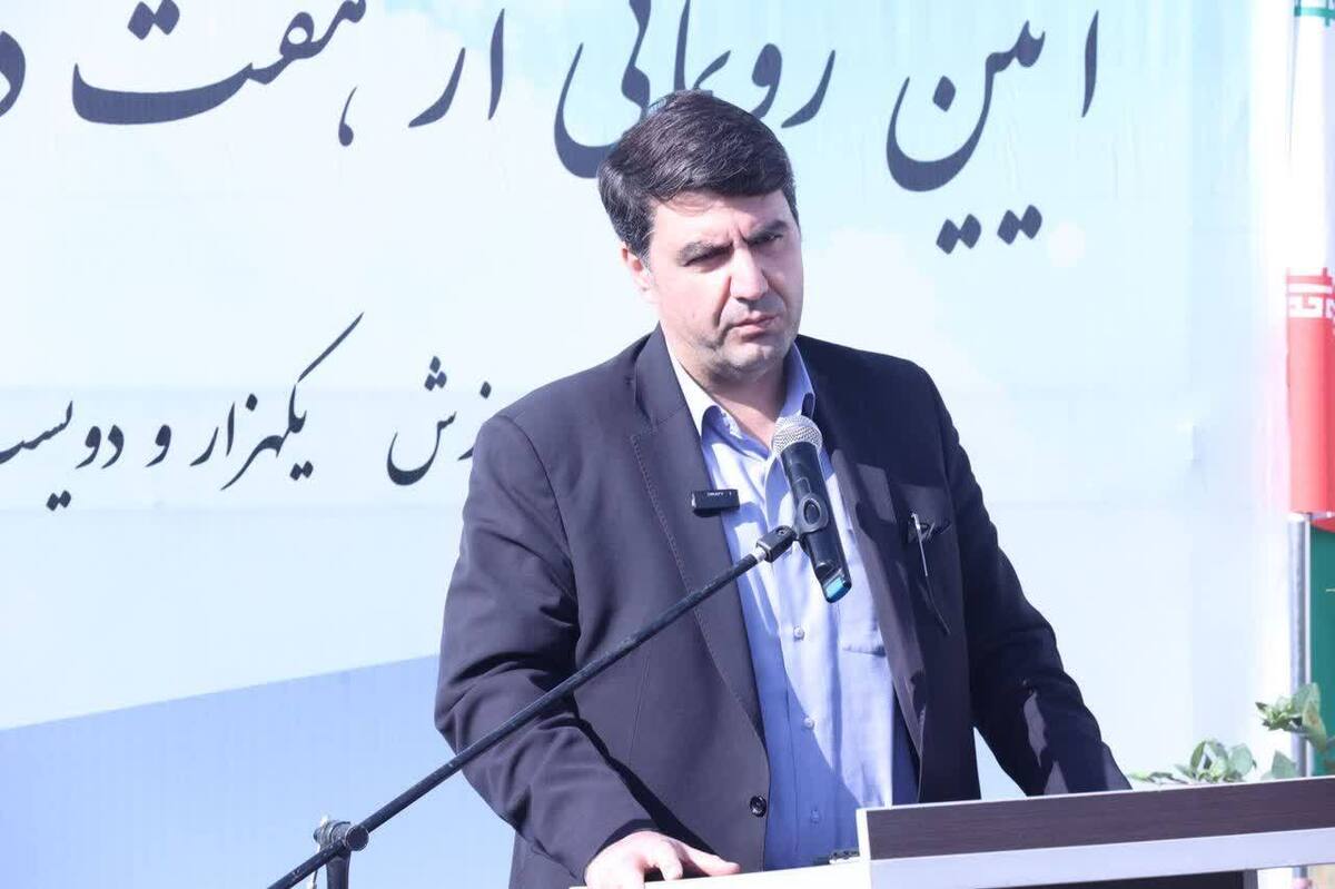 هدف اصلی ما افزایش سرعت خدمت‌رسانی، بالا بردن رضایتمندی شهروندان و بهبود کیفیت زندگی در دو محمدیه و مهرگان است.