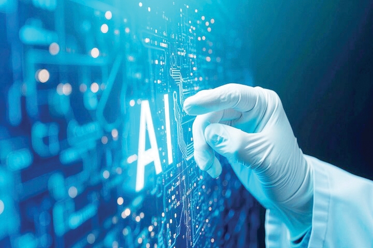 روند توسعه فناوری هوش مصنوعی در چند سال گذشته، با شتاب چشمگیری همراه بوده‌؛ تحولی که به عرصه حکمرانی، اقتصاد و امنیت ملی راه‌یافته است. این جهش فناورانه، اکنون به یکی از محورهای اصلی رقابت جهانی قدرت‌ها بدل شده و کشورها برای آ‌ن‌که عقب نمانند در حال سرمایه‌گذاری و توسعه این فناوری هستند.