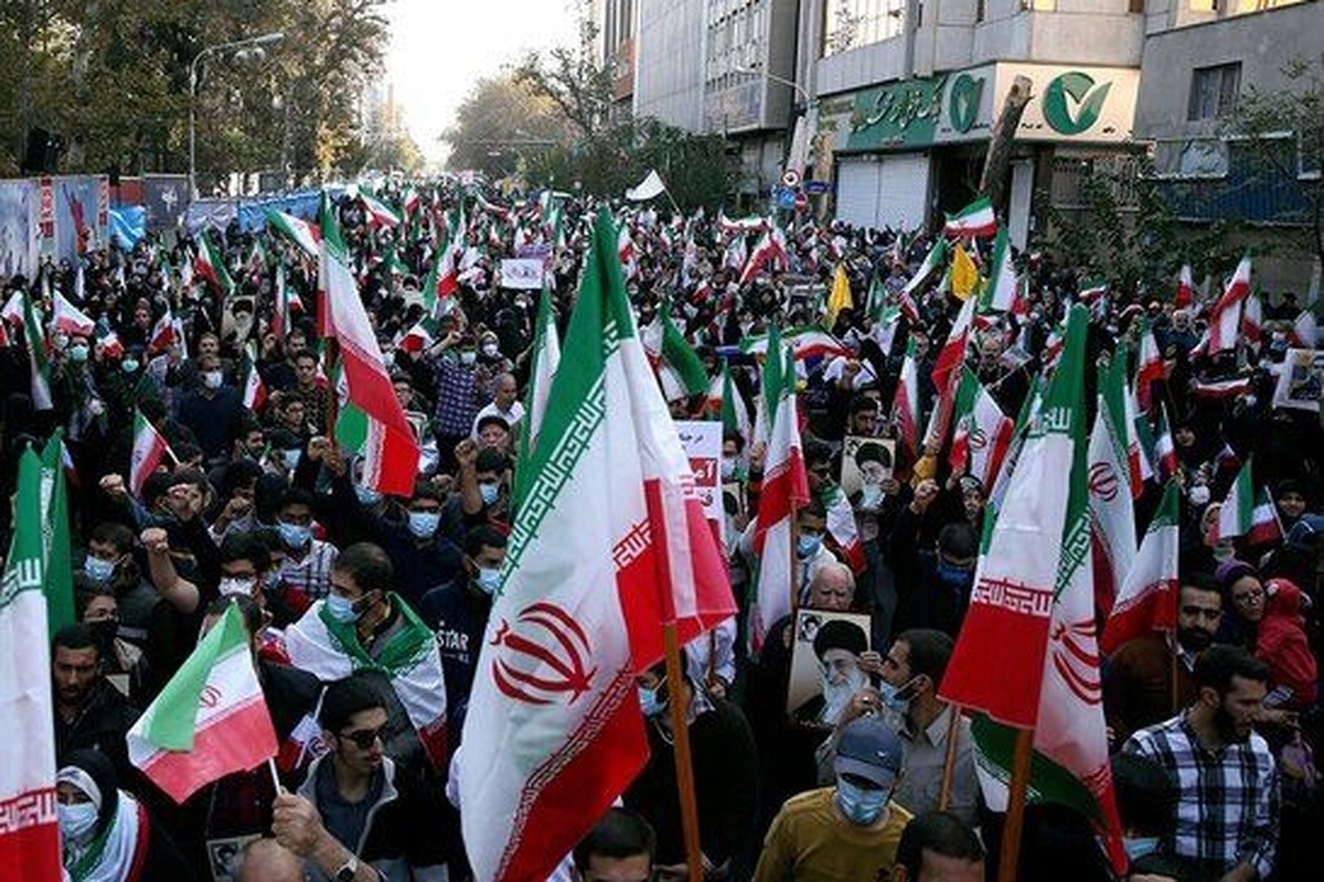 رئیس ستاد مرکزی بزرگداشت یوم الله سیزدهم آبان گفت: مراسم امسال با شور و شعور فاطمی برگزار می‌شود و چهار هزار و ۵۰۰ خبرنگار نیز برنامه‌های این روز را در سراسر کشور پوشش خواهند داد.