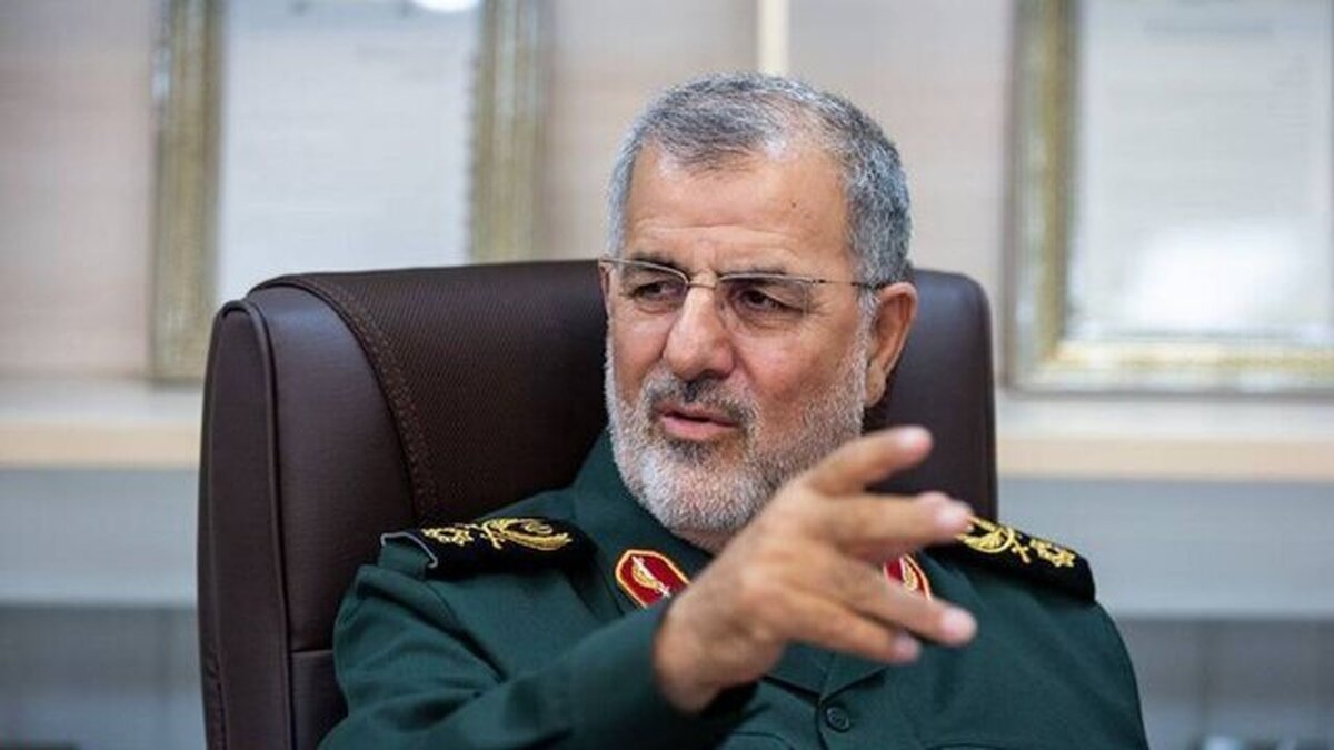 سخنگوی کمیسیون امنیت ملی و سیاست خارجی مجلس با اشاره به جلسه مشترک این کمیسیون با سردار پاکپور فرمانده سپاه گفت: در این جلسه سردار پاکپور از آمادگی کامل و حداکثری سپاه پاسداران برای مقابله با هرگونه تهدید و شرارت سخن گفت و تأکید داشت که آمادگی امروز سپاه بیشتر از دوران جنگ تحمیلی ۱۲ روزه است و نیروهای سپاه در اوج توان رزمی و عملیاتی خود قرار دارند.