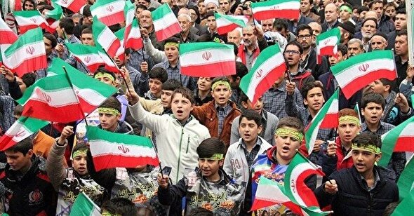 فریاد استکبارستیزی مردم خوزستان در راهپیمایی ۱۳ آبان