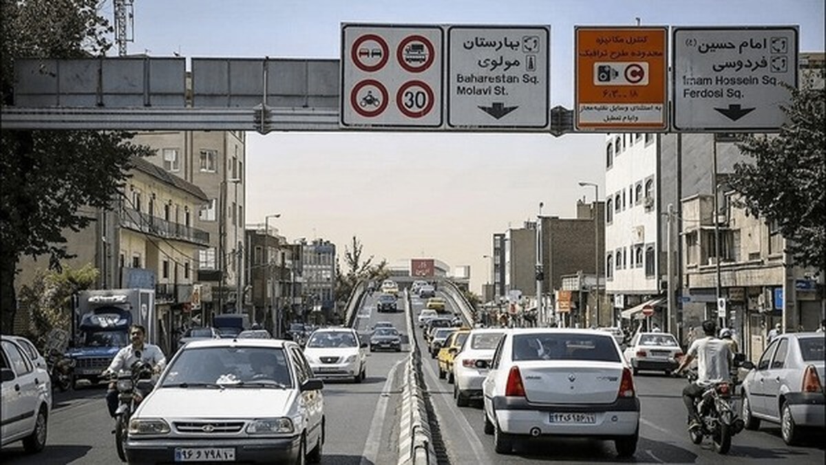 جرایم ورود ورود غیرقانونی به محدوده طرح ترافیک ۴۹۲ هزار تومان است، مدیران شهری می‌گویند که شهروندان باید اینترنتی ثبت‌نام کنند.