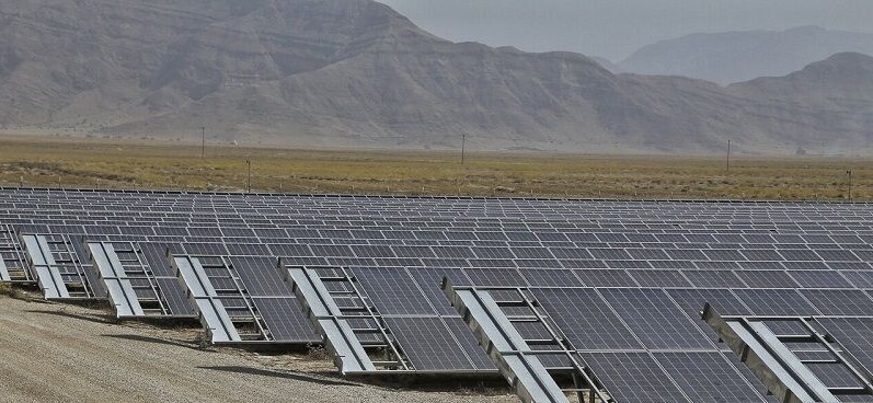 قابلیت‌های گناباد در حوزه انرژی خورشیدی ‌سرمایه گذاران چینی را جذب کرد