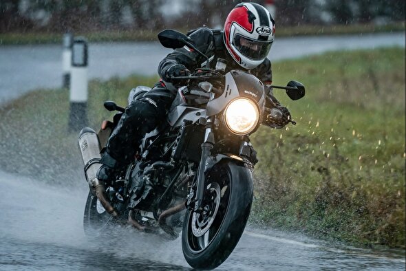 ببینید | ویراژ در طوفان