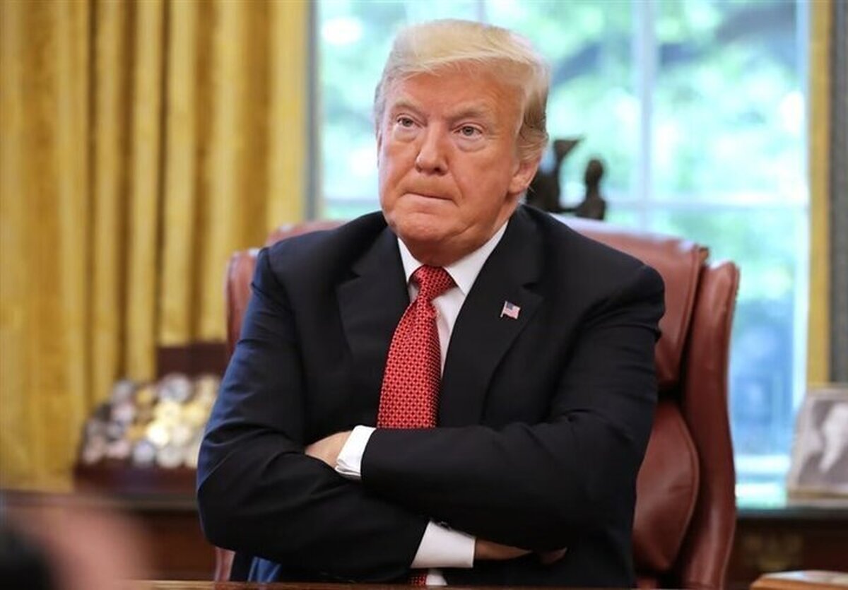 ترامپ وضعیت اضطراری موسوم به «وضعیت اضطراری ملی» در قبال ایران را که شامل تحریم‌های یک‌جانبه علیه ایران است، برای یک سال دیگر تمدید کرد.
