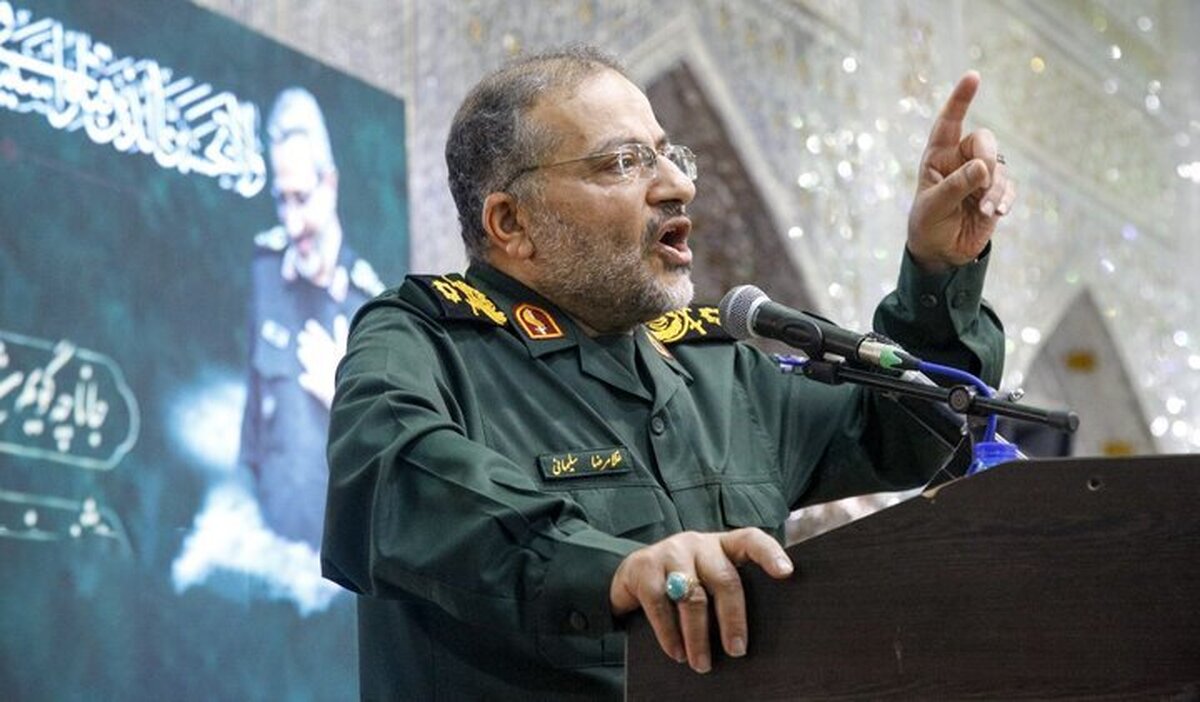 رئیس سازمان بسیج مستضعفین گفت: ایرانِ ضعیف و دست‌نشانده، مطالبه و مطلوب آمریکایی‌ها و انگلیسی‌هاست؛ تاریخ نمایان ساخت که آنها با سران چنین ایرانی مشکل نداشتند اما با مردمش دشمنی می‌کردند.