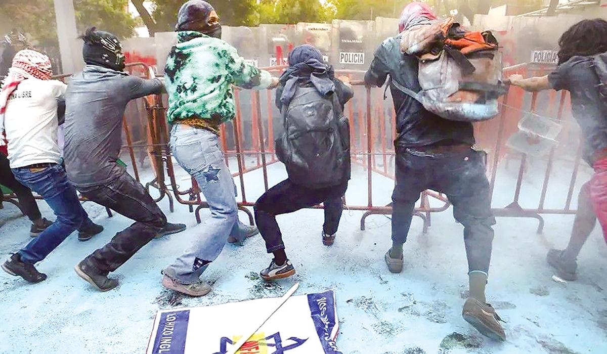 جهان هنوز از تنش‌های خاورمیانه و جنگ‌های نیابتی آمریکا و اسرائیل در منطقه به ستوه آمده که واشنگتن و تل‌آویو دست به دامان یک سناریوی کهنه شده‌اند: اتهام‌زنی‌های بی‌پایه و اساس به ایران با ادعای تلاش در ترور دیپلمات‌های خود.