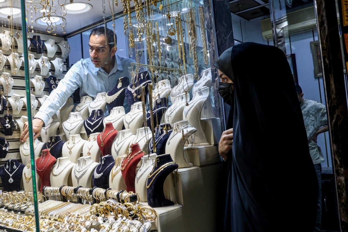 قیمت انواع سکه طلا در معاملات روز یکشنبه بازار تهران تغییر محسوسی نداشت و نرخ ها بر مدار ثبات بود.