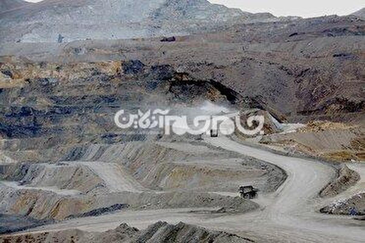 مدیرعامل شرکت طلای زرشوران از رشد ۳۱ درصدی تولید این شرکت از ابتدای سال تا اول آبان‌ماه خبر داد و گفت: در این مدت ۶۹۲ کیلوگرم طلا تولید شده که نشان‌دهنده تحقق ۱۲۵ درصدی برنامه تولید است.