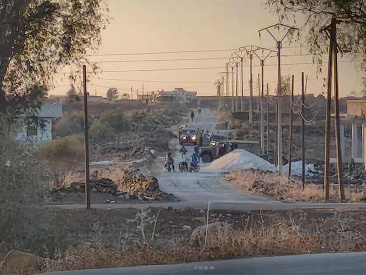 منابع خبری سوریه از نفوذ یکی از یگان‌های ارتش رژیم اشغالگر متشکل از هفت دستگاه خودروی نظامی سنگین به قنیطره (جنوب سوریه) و احداث خاکریزی در غرب روستای «الحانوت» خبر دادند.