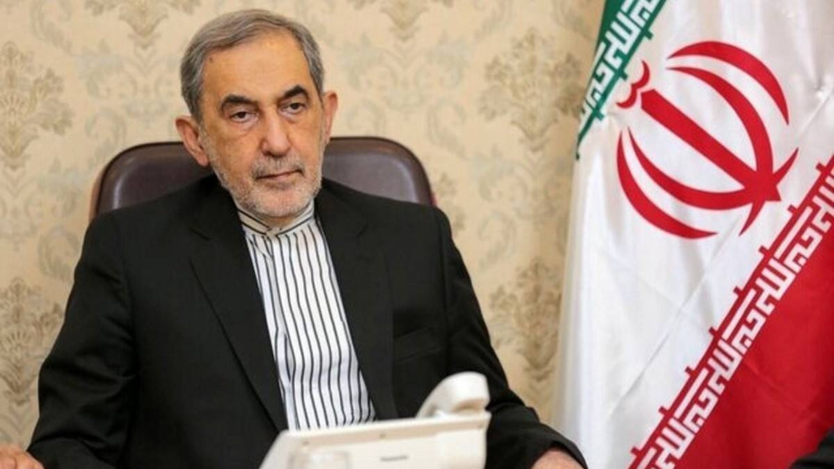 علی اکبر ولایتی، مشاور مقام معظم رهبری در امور بین‌الملل تأکید کرد: امروز جهان درحال گذار از نظم تک‌قطبی است و دوران سلطه‌گری آمریکا بر جهان به پایان رسیده است.