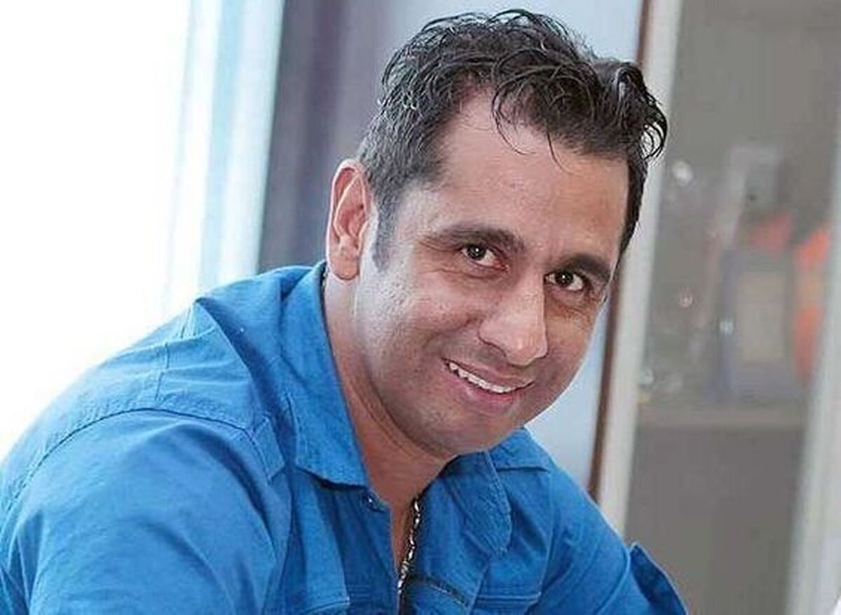 لیگ کم کم گرم می‌شود. استقلال به روزهای خوبش نزدیک شده و پرسپولیس هم با حضور اوسمار، قهرمانی می‌خواهد. تیم‌هایی چون خیبر و چادرملو هم با نتایج‌شان فوتبالی‌ها را شگفت‌زده کرده‌اند. علی موسوی پیشکسوت استقلال که به دقت بازی‌های این تیم را دنبال می‌کند، می‌گوید عیار این تیم هم به زودی مشخص می‌شود.