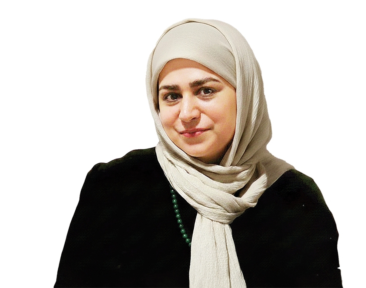 گاهی آن‌قدر توجه‌مان به کتاب‌های بزرگسالان است که حواس‌مان از کتاب‌های کودکان و نوجوانان پرت می‌شود، در این گفت‌وگو شما را با یک نویسنده پر انگیزه و یک کتاب خواندنی در حوزه کودکان و نوجوانان آشنا می‌کنیم.