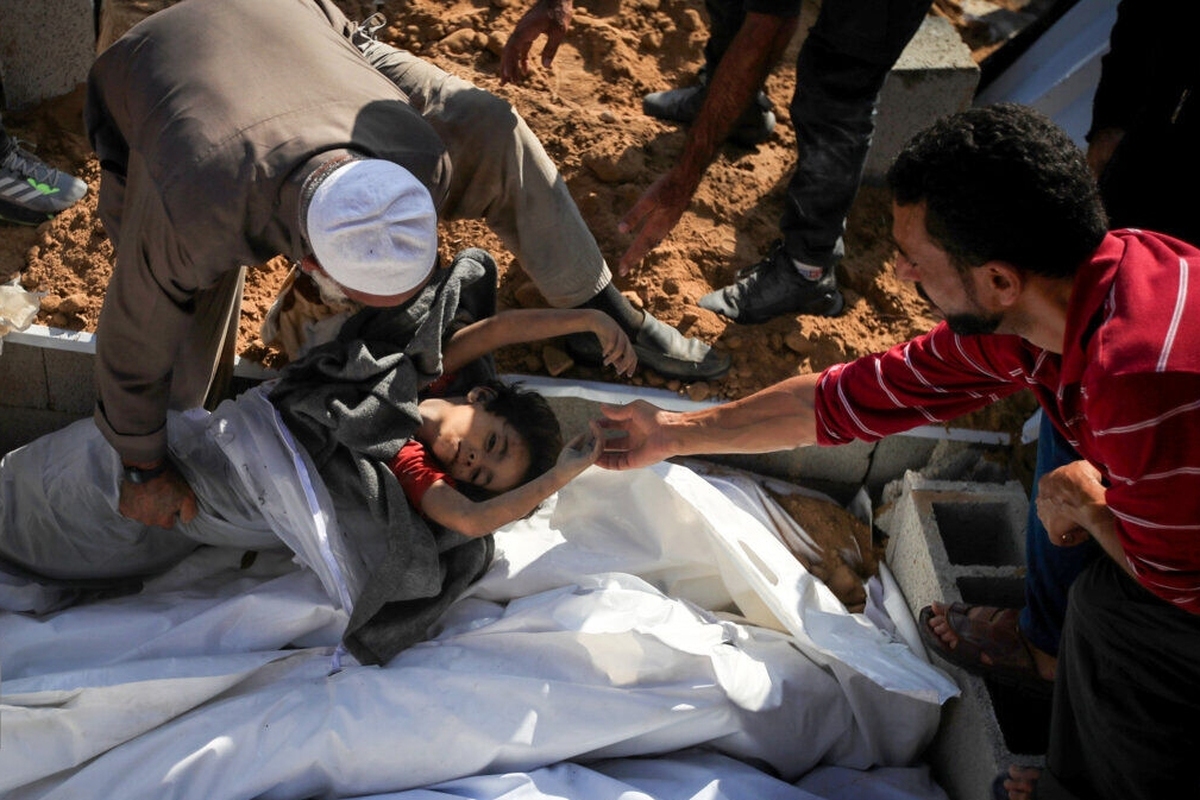 وزارت بهداشت غزه تازه‌ترین آمار تلفات جنگ غزه را اعلام کرد و افزود که شمار کلی شهدا به ۶۹ هزار و ۱۸۲ نفر رسیده است.