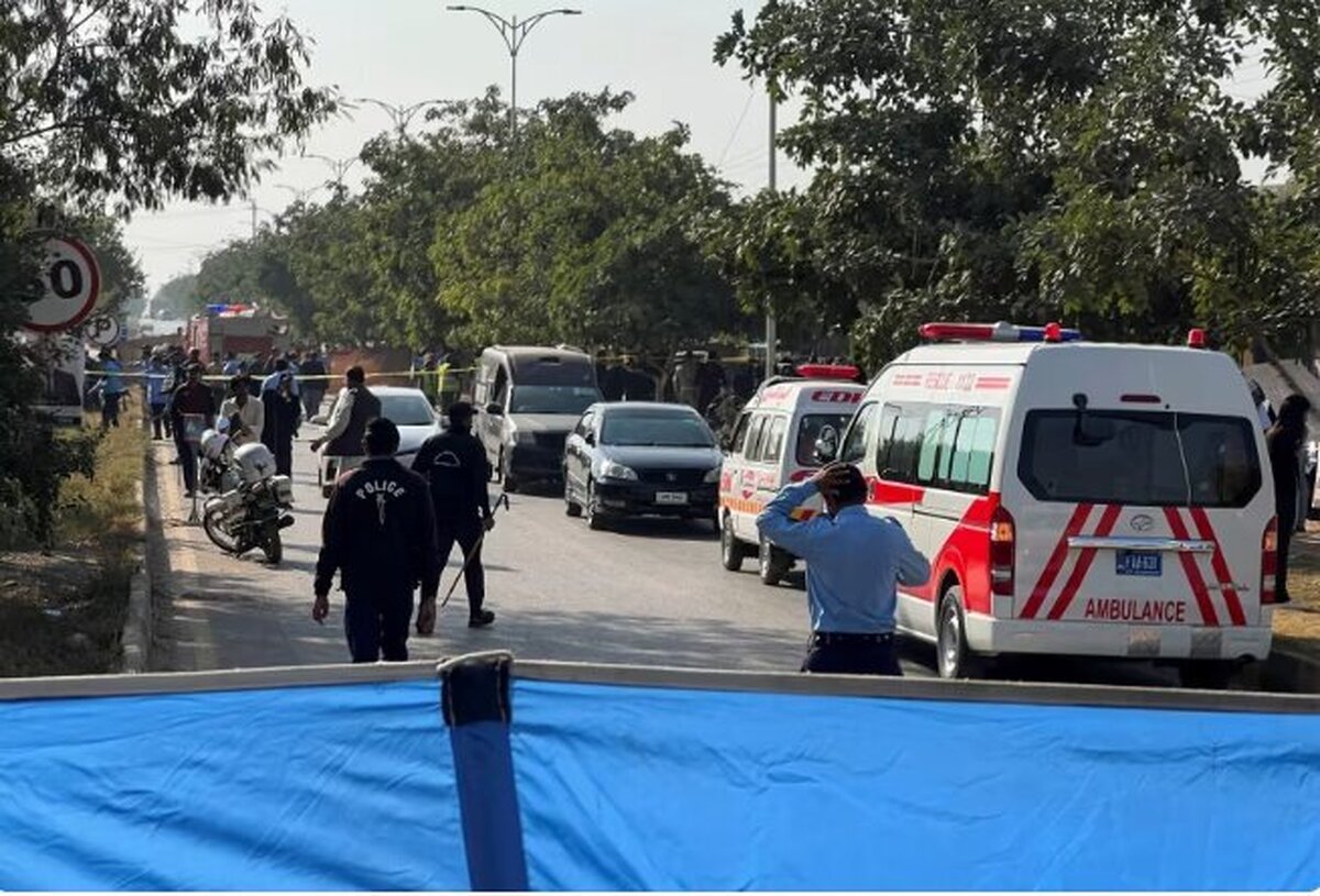 گروه طالبان پاکستان مسئولیت انفجار در یک مجتمع قضایی در اسلام‌ آباد را برعهده گرفت.