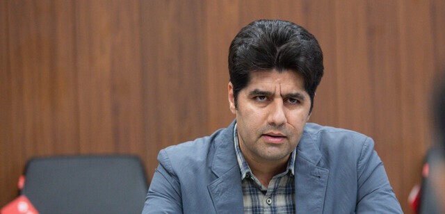 تعداد سیاستمداران افزایش و کیفیتشان کاهش یافته است تعداد سیاستمداران افزایش و کیفیتشان کاهش یافته است