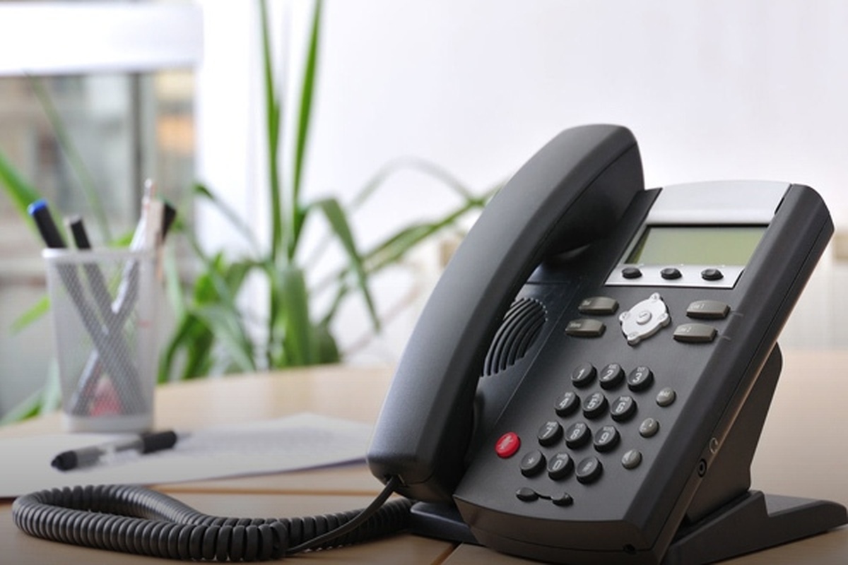 با هدف افزایش رضایت مشتریان و تسهیل دسترسی آنان به خدمات مخابراتی، امکان فعال‌سازی سرویس انتقال مکالمه (دایورت) برای مشترکان تلفن ثابت فراهم شده است.