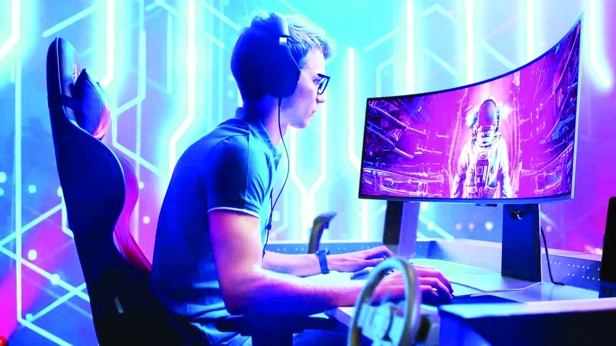 صنعت بازی اکنون از سینما و موسیقی باارزش‌تر است. زیرا امروزه گیم‌ها دیگر فقط تفریح نوجوانان و یک ابزار سرگرمی نیستند‌ بلکه به پدیده‌ای فرهنگی، اجتماعی و اقتصادی تبدیل شده‌اند که نقش عمیقی در شکل‌دهی به هویت فردی و جمعی ایفا می‌کنند. بازی‌ها به ابزارهای مؤثر یادگیری تبدیل شده‌اند و می‌توانند مهارت‌هایی مانند حل مسأله، تفکر سیستمی و کار گروهی را تقویت کنند.