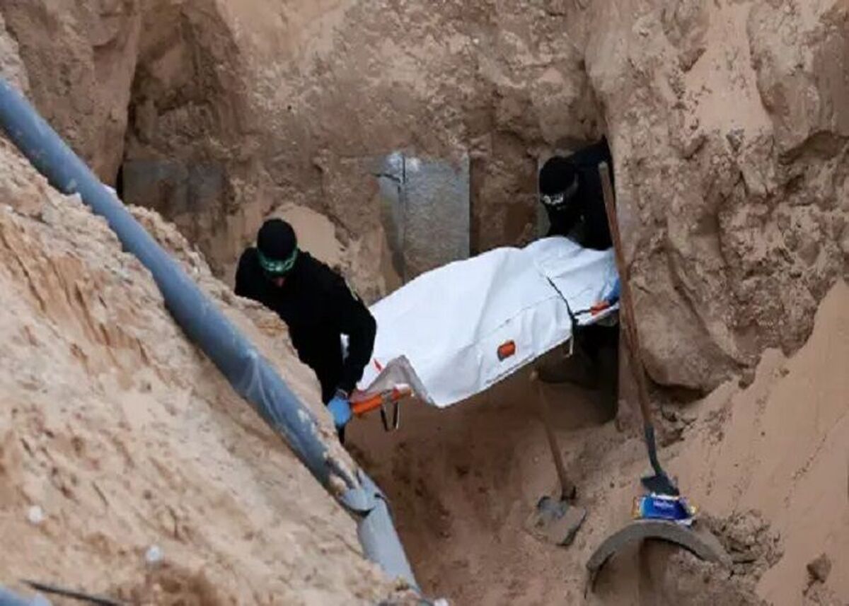 شاخه نظامی جنبش حماس از تحویل جسد یک اسیر اسرائیلی دیگر به تیم صلیب سرخ در غزه خبر داد.