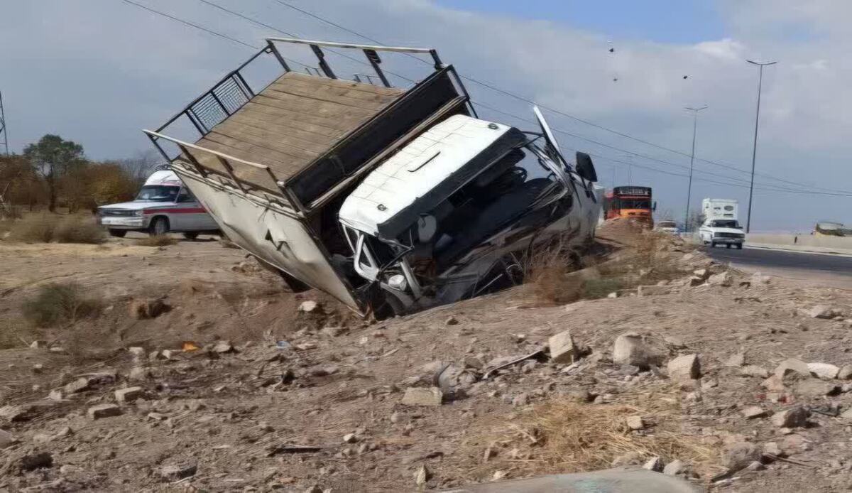 رئیس پلیس راه استان قزوین از حادثه رانندگی برای یک دستگاه خاور کاویان و فوت راننده ۳۱ ساله آن خبر داد.