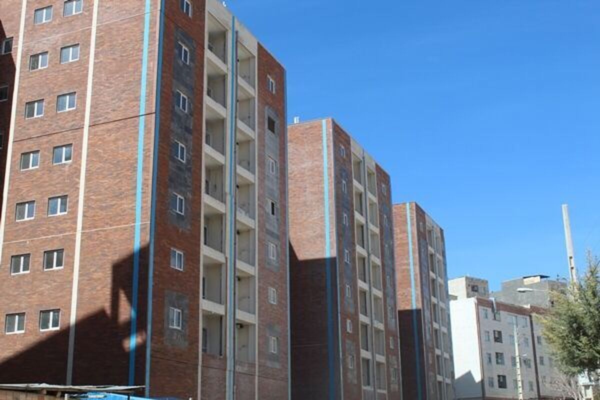 مدیرکل راه و شهرسازی استان زنجان، با بیان اینکه ۱۰ هزار و ۲۶۰ نفر متقاضی جوانی جمعیت و تک واریزی در شهر زنجان ساماندهی شدند، گفت: از این تعداد ۷ هزار و ۲۰۰ نفر درکوی ارم و ۳ هزار و ۶۰ نفر هم در ثمین سه گروه بندی می‌شوند.