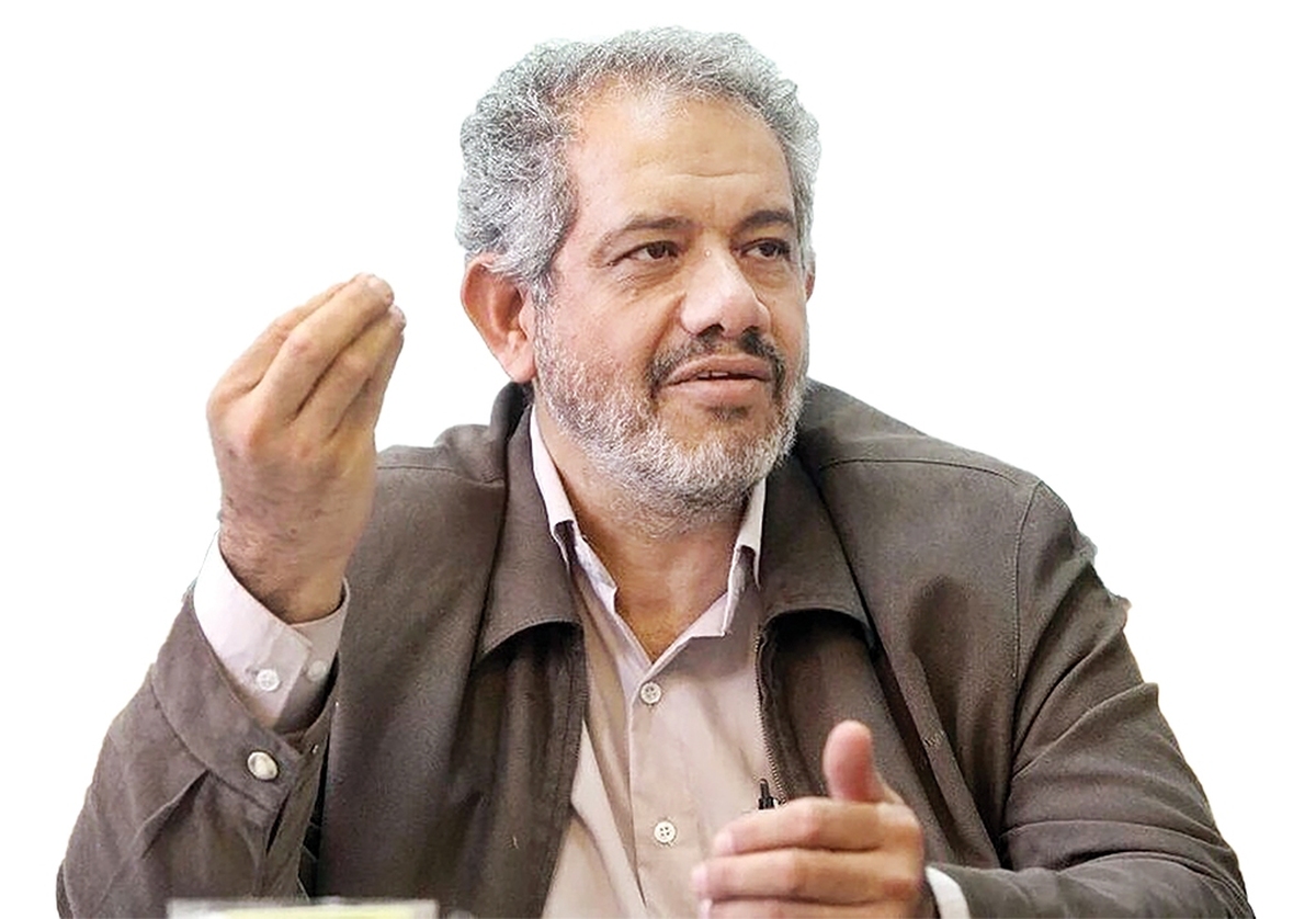 موضوع موتورسواری زنان در ایران بیش ازآن‌که بحثی قانونی باشد؛بازتاب و ترکیبی از هنجارهای اجتماعی، فشارهای فرهنگی و خلأهای قانونی است که تصمیم‌گیری‌های‌دولت راپیچیده می‌کند؛تصمیمات دیرهنگامی‌که می‌تواندبه شکل‌گیری بحران‌های‌عمومی منجرشودومسیراصلاح ومدیریت‌اجتماعی رادشوار کند.