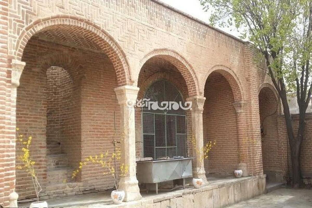 رئیس اداره میراث‌فرهنگی، گردشگری و صنایع‌دستی بوکان از مرمت و ساماندهی مقبره سرداران مکری این شهرستان خبر داد.