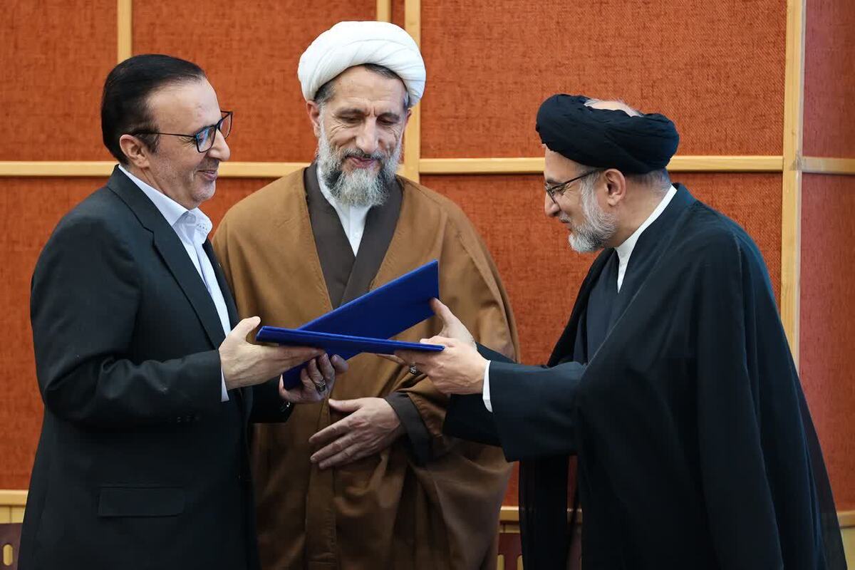 با امضای تفاهم نامه توسط رئیس سازمان اوقاف و استاندار قزوین پروژه حیاتی آب شرب قزوین با دستور رئیس جمهور کلید خورد.