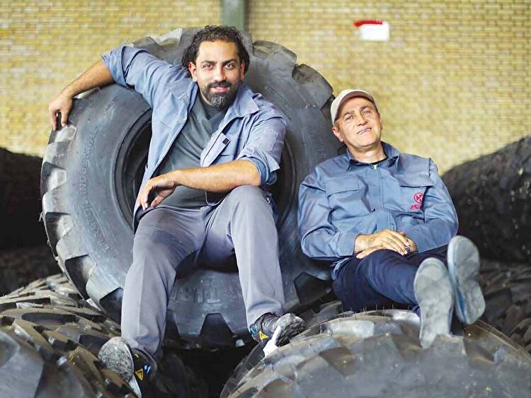 مهارت و سرگرمی در کارخنده