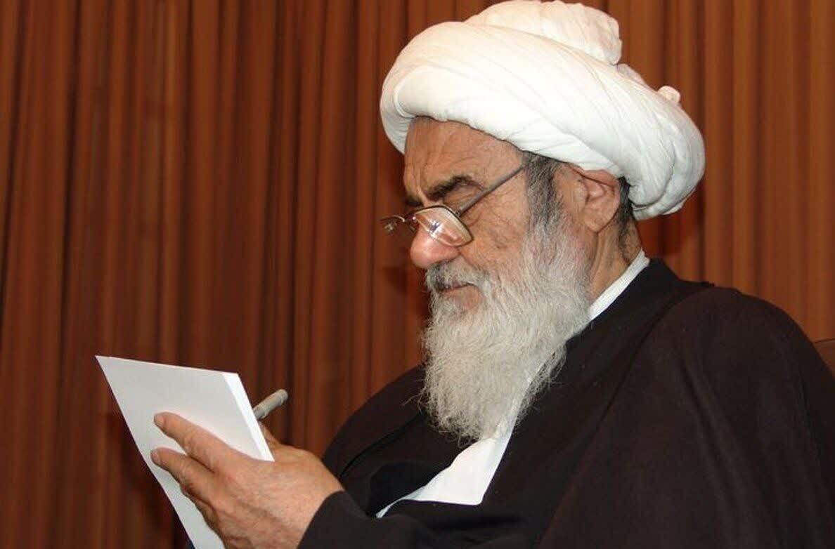 پیام مرجع عالیقدر حضرت آیتالله العظمی مظاهری «مدّظلّهالعالی» به یادوارۀ ۸۶ شهید محلّۀ بهارانچی اصفهان و رونمایی از کتاب ستارگان بهشت