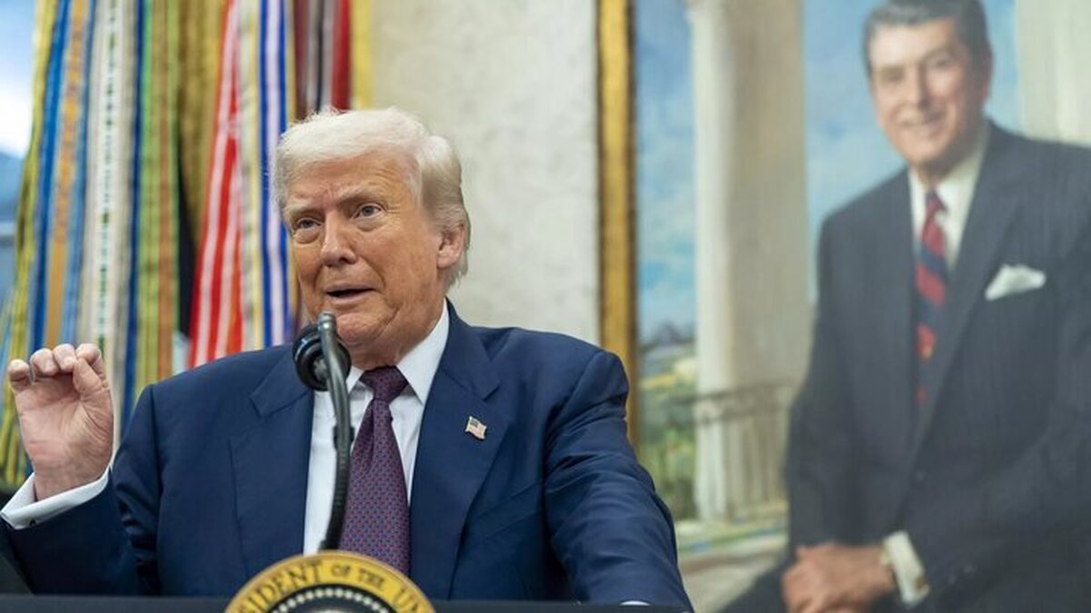 سخنگوی کاخ سفید تلاش کرد توهین اخیر ترامپ به یک خبرنگار زن را توجیه کند.