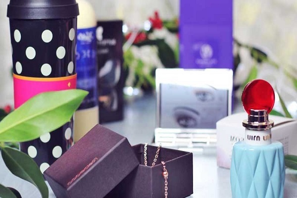 هدیه ای که باعث میشه خانمها از خوشحالی غش کنند! هدیه ای که باعث میشه خانمها از خوشحالی غش کنند!