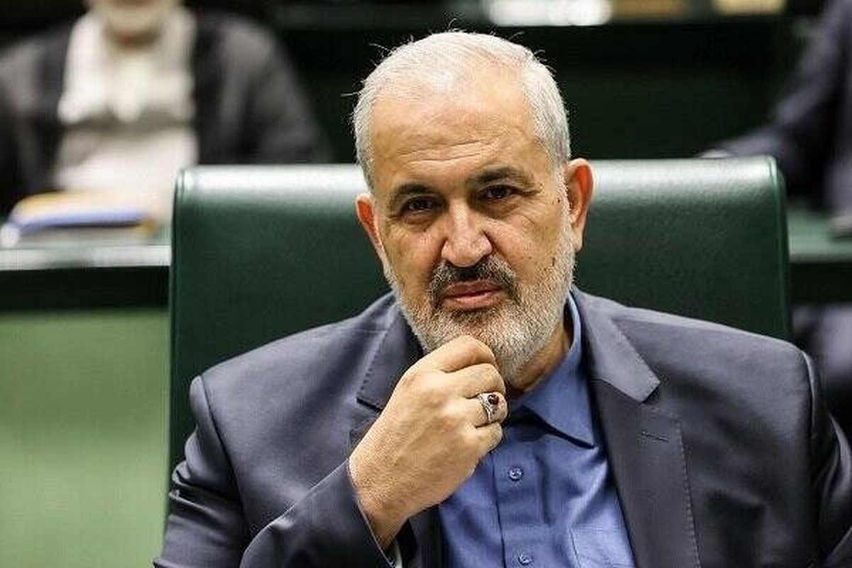 عباس علی آبادی،وزیر نیرو گفت، وضعیت خاموشی تابع مصرف است و اگر مردم همچنان مانند گذشته با صنعت برق همکاری کنند، خاموشی نخواهیم داشت.