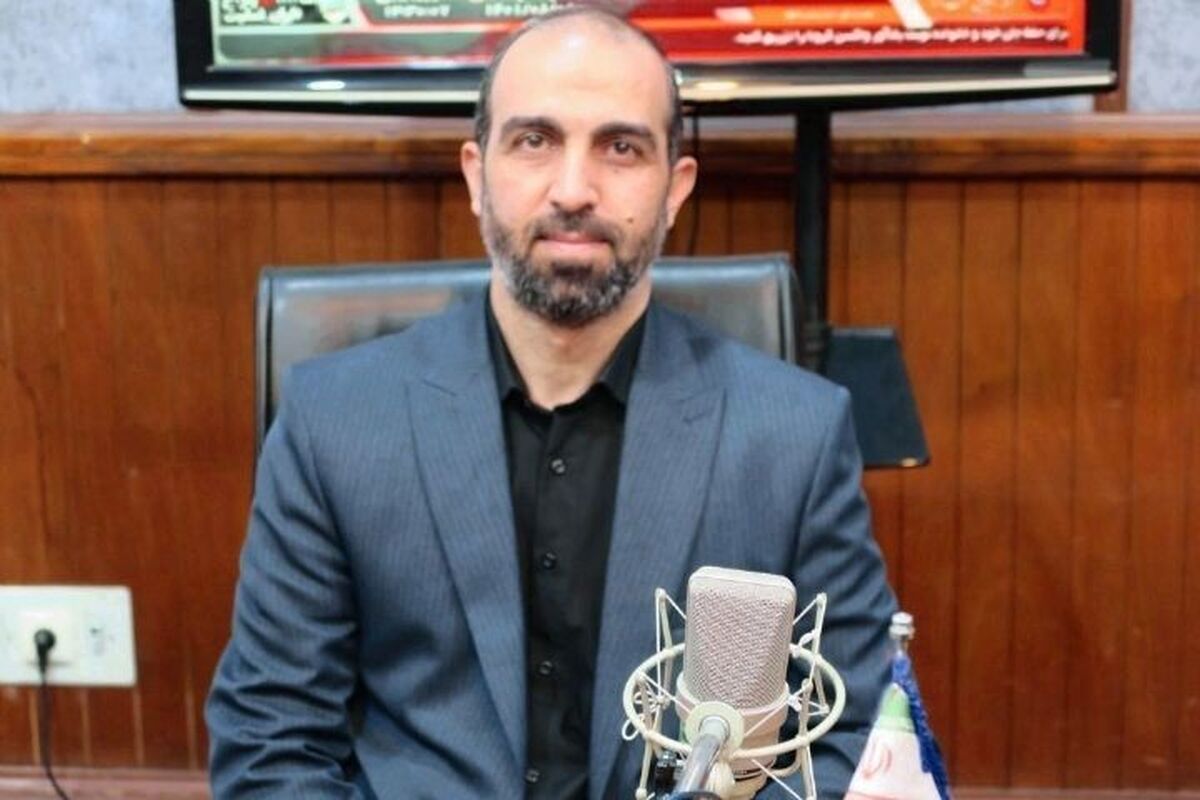 معاون آموزش و پژوهش سازمان پدافند غیرعامل كشور بر ضرورت تبدیل پدافند غیرعامل به یك سبك زندگی تأكید و بیان داشت: برای دستیابی به امنیت پایدار در عرصههای فردی، خانوادگی و اجتماعی، باید با هوشمندی و آگاهی در برابر تهدیدات و مخاطرات ایستادگی كرد.