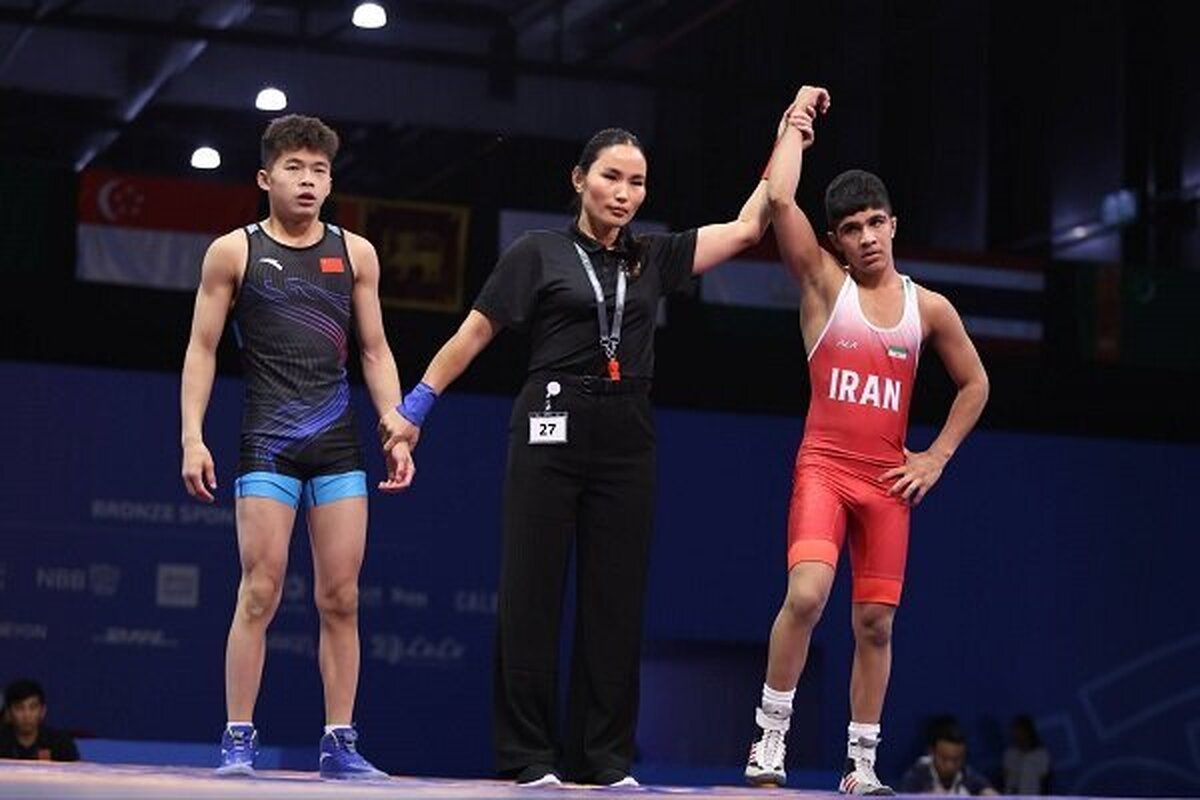 کشتیگیر وزن ۴۵ کیلوگرم کشورمان با غلبه بر حریف قرقیزستانی خود به مدال طلا رسید.