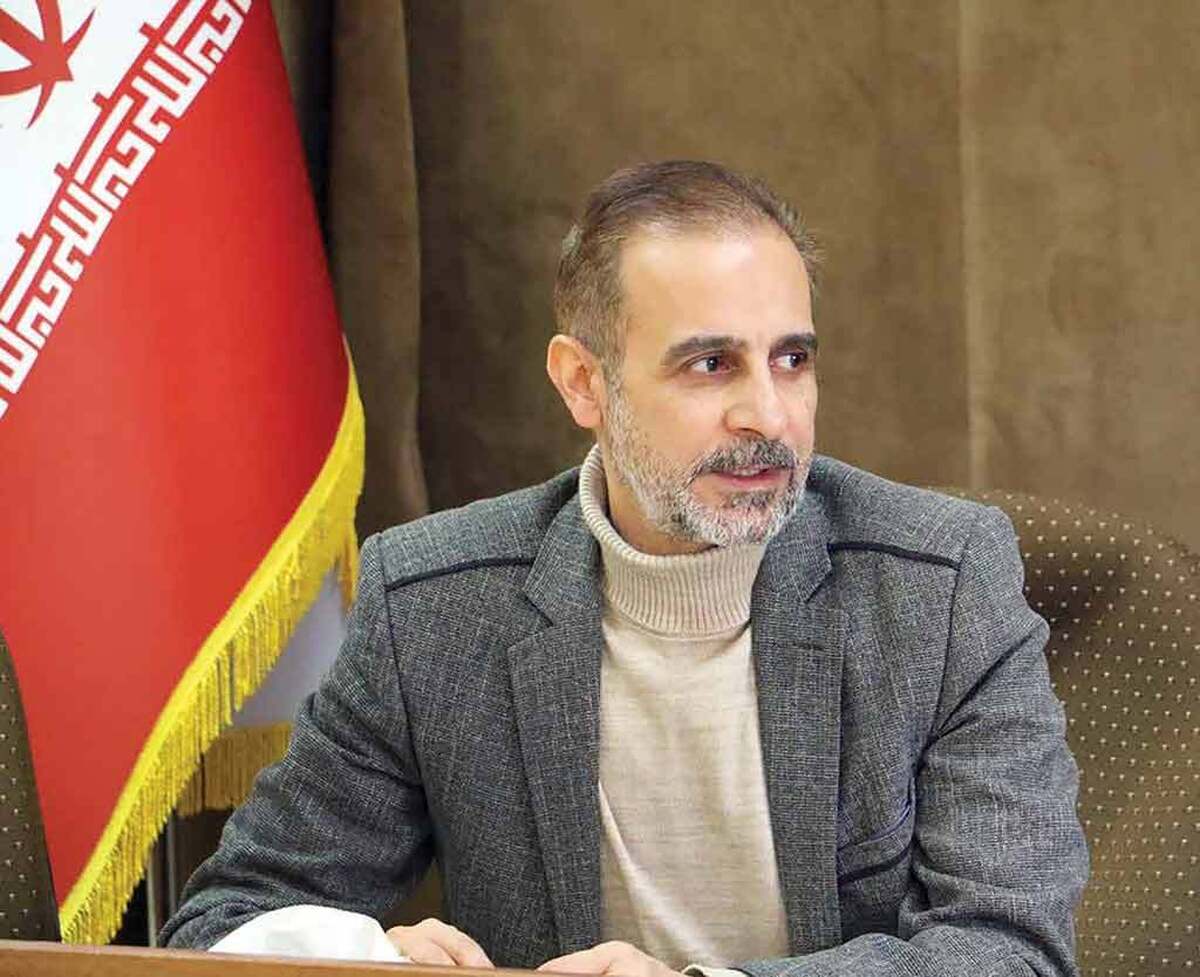 چندروز پیش خبری منتشر شد مبنی بر راه‌اندازی شبکه فیبر نوری واتصال حرم حضرت معصومه(س) به نودال مرکزی رسانه‌ملی. خبری که ما هم آن را بازتاب دادیم و البته یک سؤال برای خودمان و مخاطبان‌مان همچنان باقی بود که این رویداد چه اهمیتی دارد و قرار است با این شبکه، چه تحولی در رسانه اتفاق بیفتد.