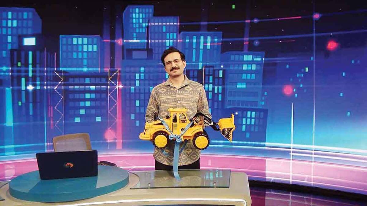 برخی از کلیپ‌هایی که هر‌از‌چندی در فضای مجازی دست به دست می‌شوند و در آن پاسخ‌های طنز و البته دندان‌شکنی به سردمداران رژیم‌های غربی و کشورهای وابسته منطقه داده می‌شود، مربوط به یکی از برنامه‌های شبکه نسیم است که در حوزه سیاسی تولید می‌شود اما به‌دلیل زبان و رویکرد طنزآمیزش مورد توجه مخاطبان عام قرار گرفته است.