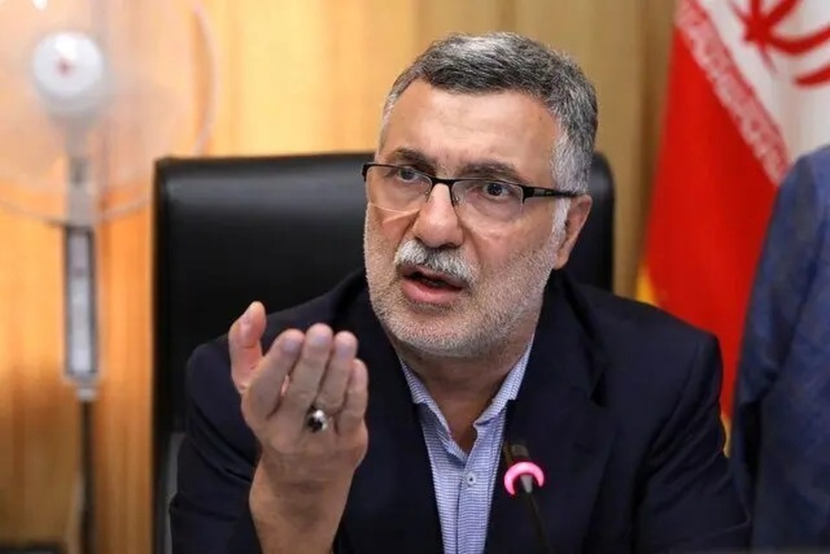 وزیر بهداشت گفت: از لحاظ تامین ارز و تامین هزینه‌ها چه در داروهای تولید داخل و چه واردات فعلاً وضع ما از گذشته بهتر است.