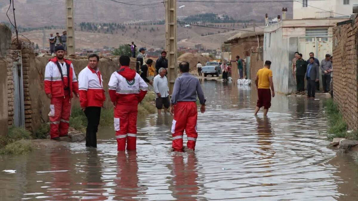 معاون عملیات سازمان امداد و نجات جمعیت هلال‌احمر گفت: احتمال وقوع سیلاب در شمال کشور وجود دارد، به همین منظور نیرو‌های امدادگر جمعیت هلال احمر در آماده‌باش کامل هستند.