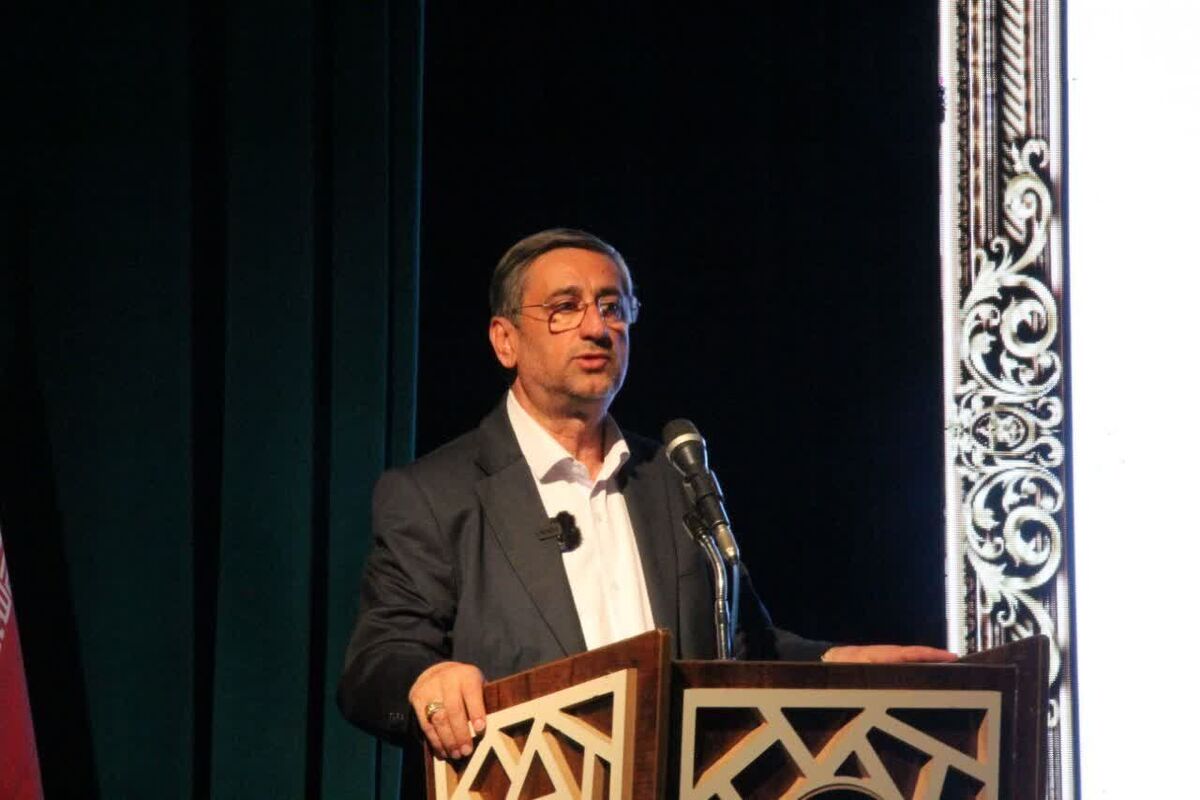 خرم‌آباد -جام جم آنلاین - استاندار لرستان گفت: غنای فرهنگی استان برگرفته از تاریخ سازی نیاکان این دیار بوده که این قدمت تاریخی اکنون به ثبت جهانی رسیده است.