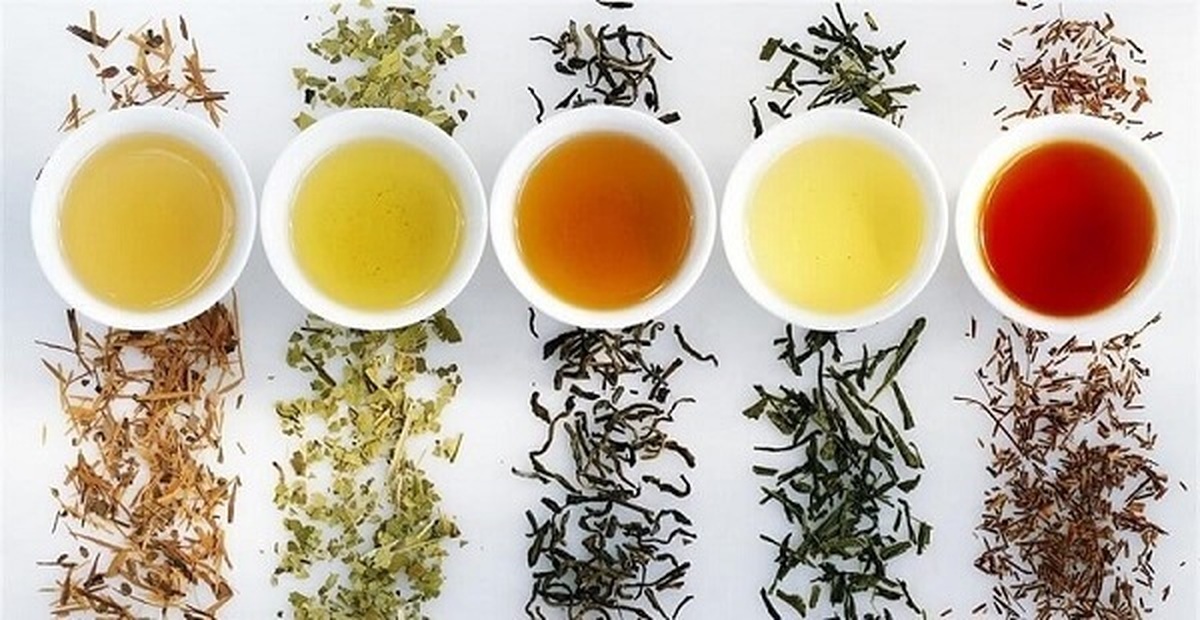 آلودگی هوا یعنی مخلوطی از گرد و غبار ریز و گازهای محرک که هنگام نفس کشیدن وارد ریه می‌شوند و می‌توانند باعث سوزش گلو، سرفه، تنگی نفس و التهاب درونی ریه شوند. در این شرایط بدن برای محافظت از سلول‌های خود به آنتی‌اکسیدان‌های طبیعی و نوشیدنی‌های ضدالتهابی نیاز دارد.