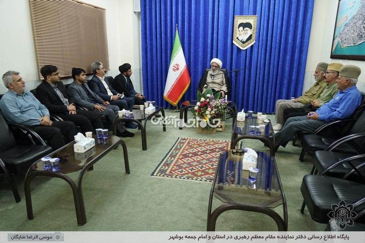 چنان جایگاه و قدرتی برای عشایر وجود داشت که قدرت‌های بیگانه اگر می‌خواستند در ایران اقدامی کنند، ناچار بودند با عشایر هماهنگ باشند یا از سد آنان عبور کنند. عشایر همیشه در خط مقدم دفاع از ایران و اسلام بوده‌اند و امروز نیز بخش مهمی از اقتصاد کشور به‌ویژه در حوزه تولیدات دامی و کشاورزی بر دوش این قشر شریف است.