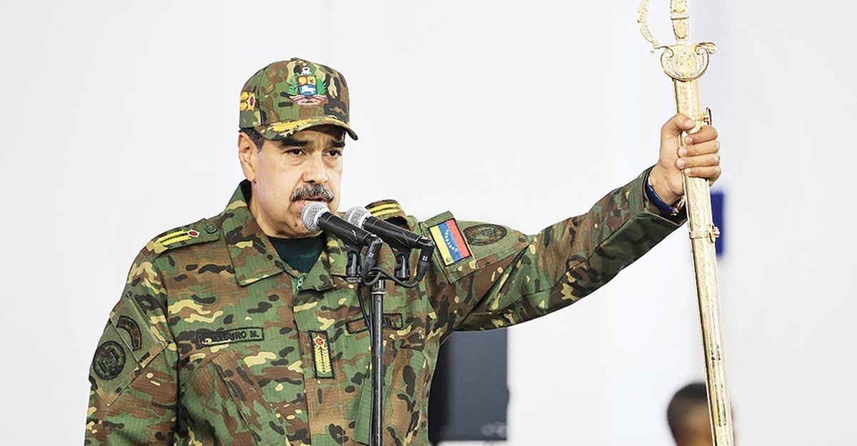 در فضای سیاسی پرالتهاب آمریکای لاتین، ونزوئلا بار دیگر در مرکز یک جدال راهبردی قرار گرفته است؛ جدال میان دولتی که مشروعیت خود را از صندوق‌های رأی و پشتیبانی مردمی می‌گیرد و کاخ سفیدی که سال‌هاست برای تغییر قدرت در این کشور دست به تمام ابزارهای فشار زده است.